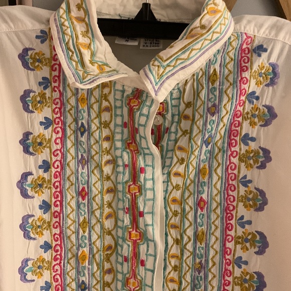 PAIGE light Jean color Joggers with vintage embroidery button down shirt - Picture 3 of 16